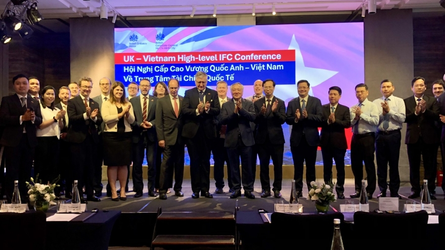 Khai mạc Hội nghị cấp cao về Trung tâm tài chính Quốc tế Việt Nam – Vương Quốc Anh